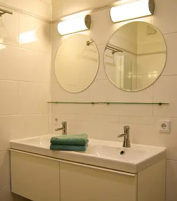 Ein Badezimmer in der Unterkunft CityHomeMunich