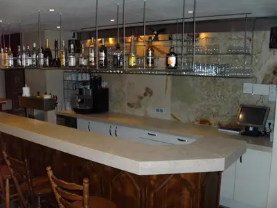 Lounge oder Bar in der Unterkunft Hotel Adler
