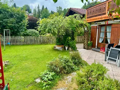 Ein Garten an der Unterkunft Suite Sinja Erlebnisferienwohnung