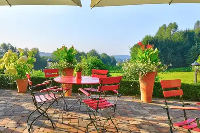 Ein Garten an der Unterkunft Hotel Auf Wolke 8