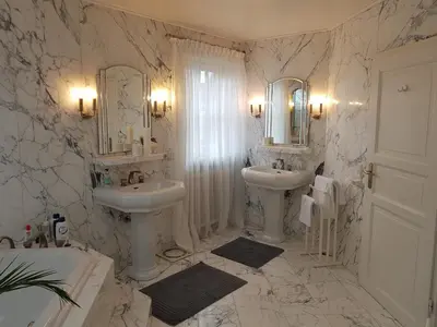Ein Badezimmer in der Unterkunft My sweet home Aptm 80 qm