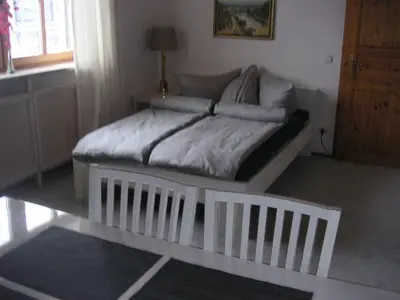Ein Bett oder Betten in einem Zimmer der Unterkunft My sweet home Aptm 80 qm