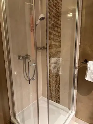 Ein Badezimmer in der Unterkunft Gästeresidenz - Hotel - Ruthellen's Home