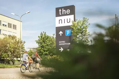 Radfahren an der Unterkunft Holiday Inn - the niu, Loco Munich North by IHG oder in der Nähe