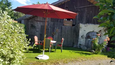 Ein Garten an der Unterkunft Haus Seehuber