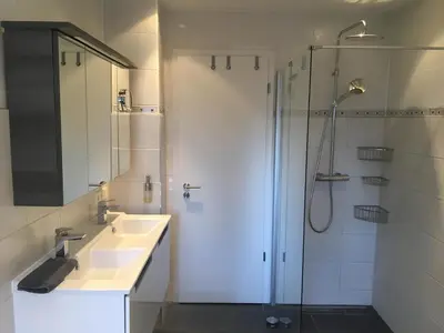 Ein Badezimmer in der Unterkunft Villa Starnberger See