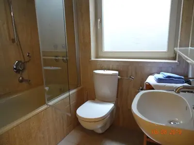 Ein Badezimmer in der Unterkunft Huge and Calm Apartment in Central Garmisch