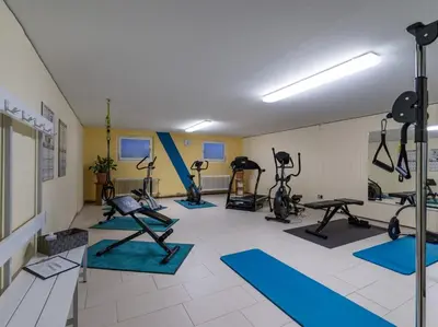 Das Fitnesscenter und/oder die Fitnesseinrichtungen in der Unterkunft Ferienwohnanlage-Oberaudorf F 2mit Hallenbad und Sauna