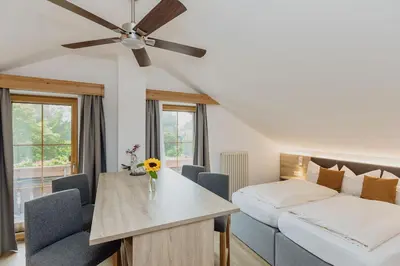 Ein Bett oder Betten in einem Zimmer der Unterkunft Hotel Landgasthof Schöntag