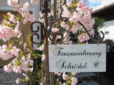 Ein Zertifikat, Auszeichnung, Logo oder anderes Dokument, das in der Unterkunft Ferienwohnung Schrödel ausgestellt ist