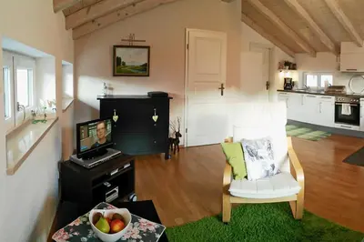 Küche/Küchenzeile in der Unterkunft Ferienwohnung Schrödel
