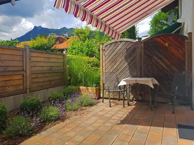 Ein allgemeiner Bergblick oder ein Berglick von der Ferienwohnung aus