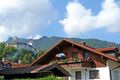 Ein allgemeiner Bergblick oder ein Berglick von der Ferienwohnung aus