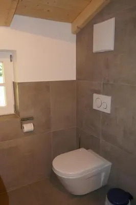Ein Badezimmer in der Unterkunft Bodenschneid Suiten Neureuthblick