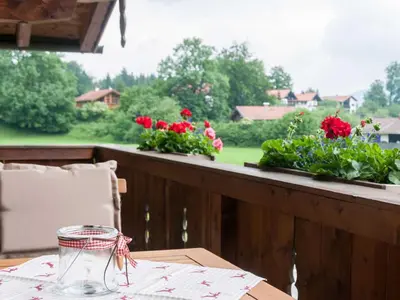 Ein Garten an der Unterkunft Ferienwohnungen Nutz