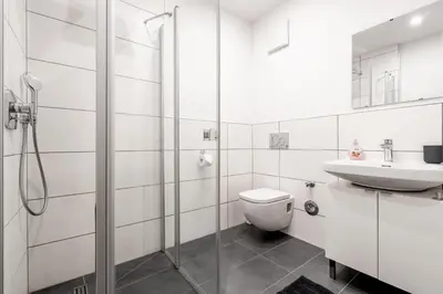 Ein Badezimmer in der Unterkunft Eddy's Rest & Relax - Neuhausen