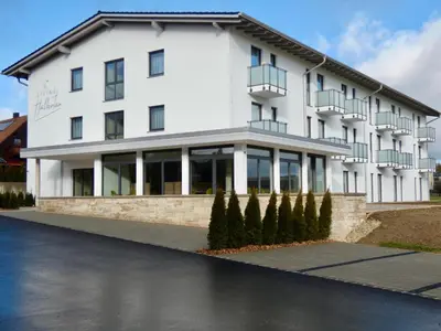 Das Gebäude in dem sich das Aparthotel befindet