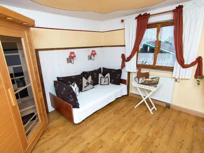 Ein Bett oder Betten in einem Zimmer der Unterkunft Gemütliches Ferienwohnung in Feldwies mit Sauna