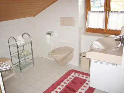 Ein Badezimmer in der Unterkunft Apartment in the Allgäu with view of the Bavarian Alps