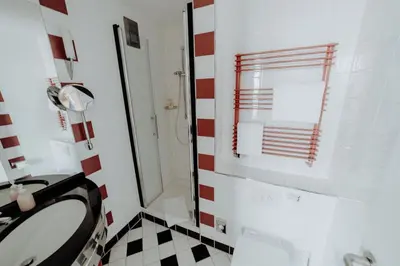 Ein Badezimmer in der Unterkunft Hotel Ars Vivendi München