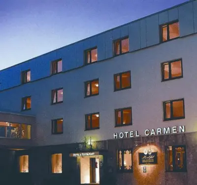 Das Gebäude in dem sich das Hotel befindet