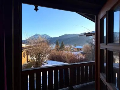 Grundriss der Unterkunft Ruhige Chalets mit Seeblick in zentraler Lage mit frisch renovierter Küche