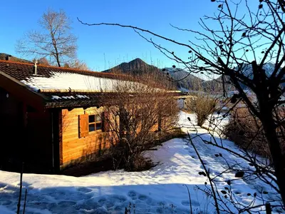 Grundriss der Unterkunft Ruhige Chalets mit Seeblick in zentraler Lage mit frisch renovierter Küche
