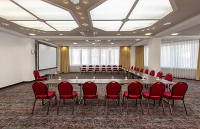Der Geschäftsbereich oder Konferenzraum in der Unterkunft Holiday Inn Munich Unterhaching by IHG