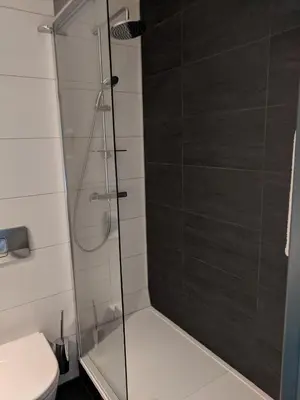 Ein Badezimmer in der Unterkunft Michel Hotel Landshut Kaiserhof an der Isar Stadtzentrum