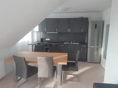 Küche/Küchenzeile in der Unterkunft 50 Quadratmeter abgeschlossene Wohnung mit Panoramablick