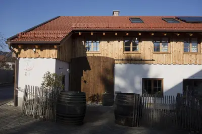 Das Gebäude in dem sich die Ferienwohnung befindet