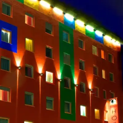 1st Creatif Hotel Elephant
