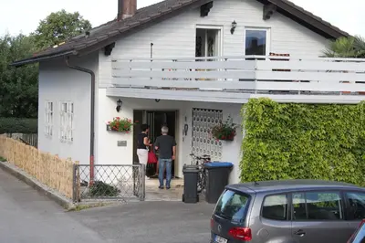 Das Gebäude in dem sich die Ferienwohnung befindet