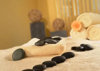 Spa und/oder Wellnesseinrichtungen in der Unterkunft The Monarch Hotel