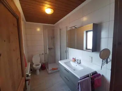 Ein Badezimmer in der Unterkunft Haus Luise