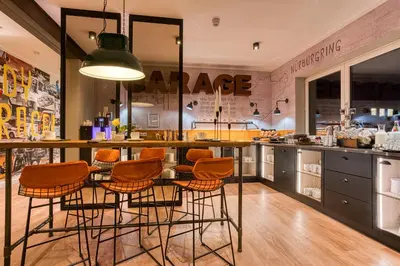 Küche/Küchenzeile in der Unterkunft Vienna House Easy by Wyndham Ingolstadt