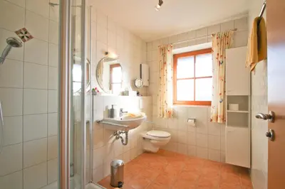 Ein Badezimmer in der Unterkunft Stefanutti-Hof