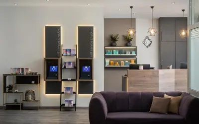 Ein Sitzbereich in der Unterkunft AWA Hotel