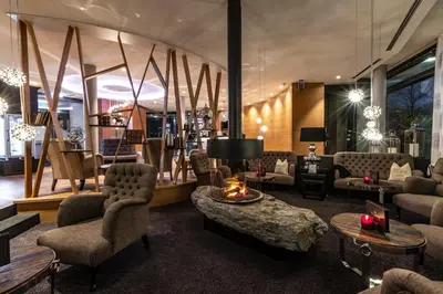 Ein Sitzbereich in der Unterkunft BLOCK Hotel & Living