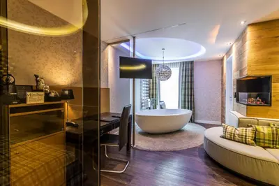 Ein Bett oder Betten in einem Zimmer der Unterkunft BLOCK Hotel & Living