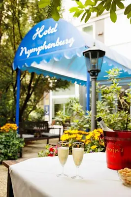 Getränke in der Unterkunft Hotel Nymphenburg City - München