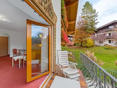 Ein Garten an der Unterkunft Landhotel Gabriele