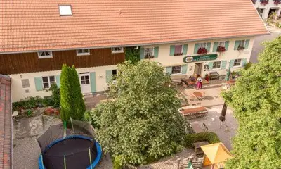 Das Gebäude in dem sich das Hotel befindet