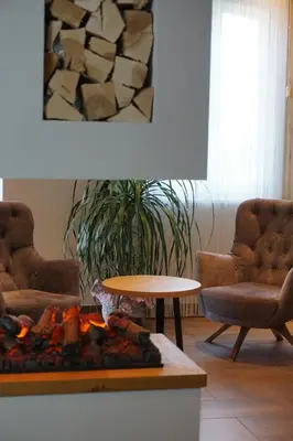 Ein Sitzbereich in der Unterkunft Hotel Grüner Baum