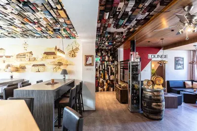 Ein Sitzbereich in der Unterkunft Hotel-Gasthof Zum Dragoner