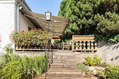 Ein Garten an der Unterkunft Hotel-Gasthof Zum Dragoner