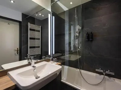 Ein Badezimmer in der Unterkunft Mercure Hotel Garmisch Partenkirchen