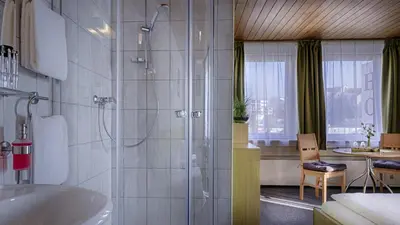 Ein Badezimmer in der Unterkunft Hotel Luitpold