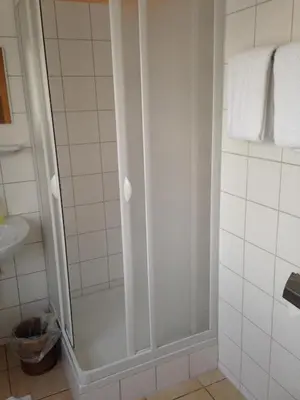 Ein Badezimmer in der Unterkunft Hotel Luitpold