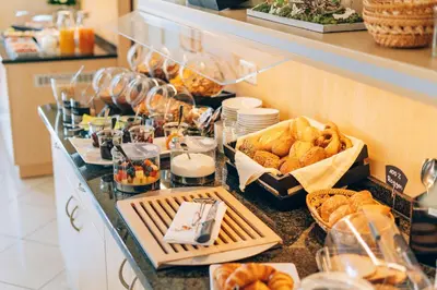Essen im Aparthotel oder in der Nähe